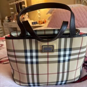 Burberry Nova Check Small Tote Bag – Classic Plaid pre loved